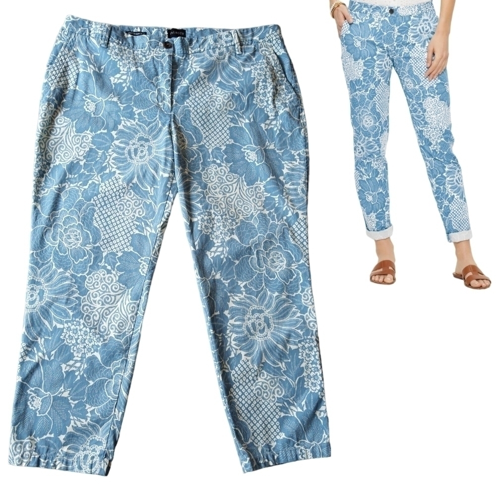 Talbots Relaxed Chino Blue White Floral Mid Rise Ankle Pants Modern PETITE